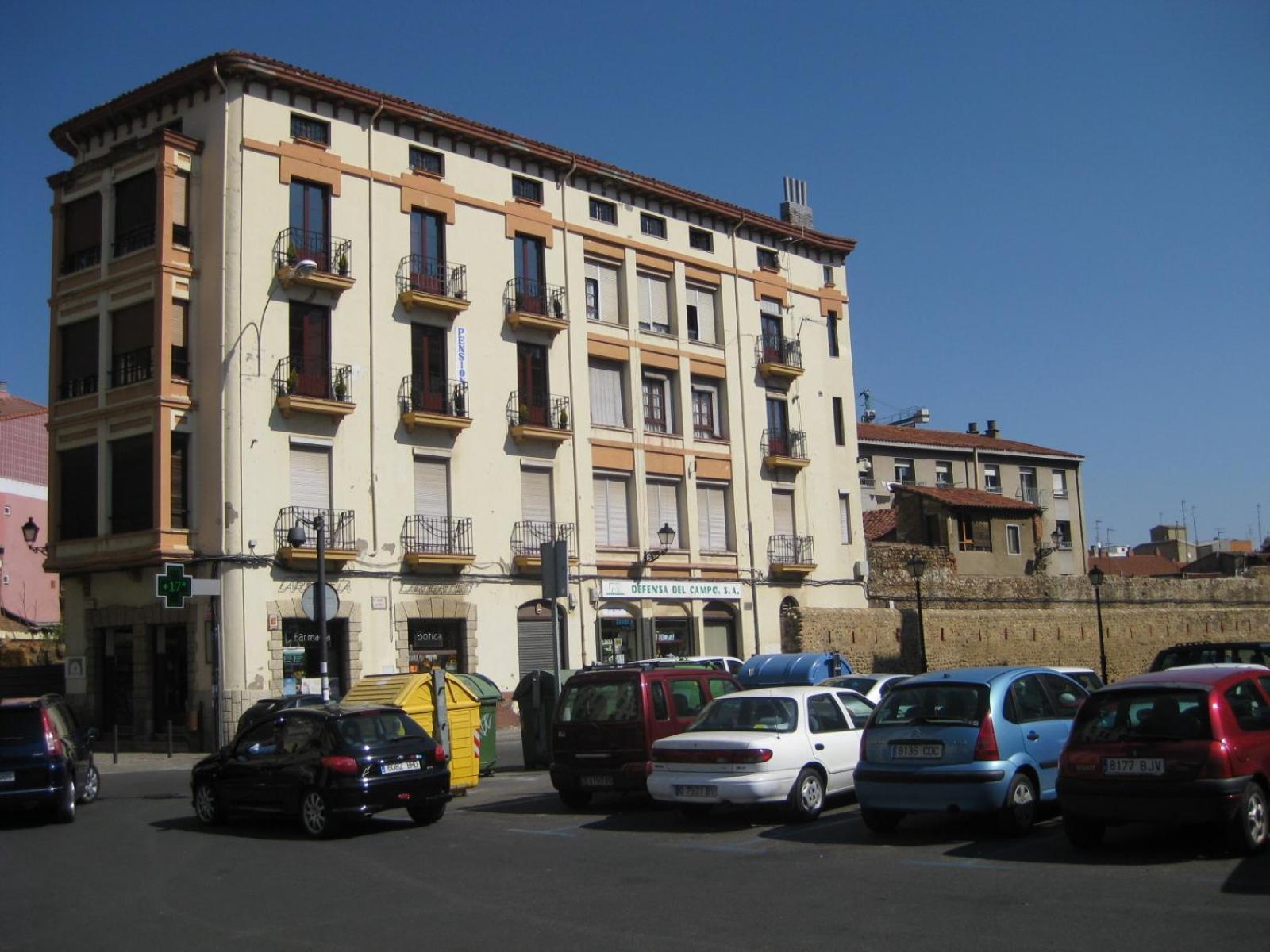 Pension Sandoval León Exterior foto