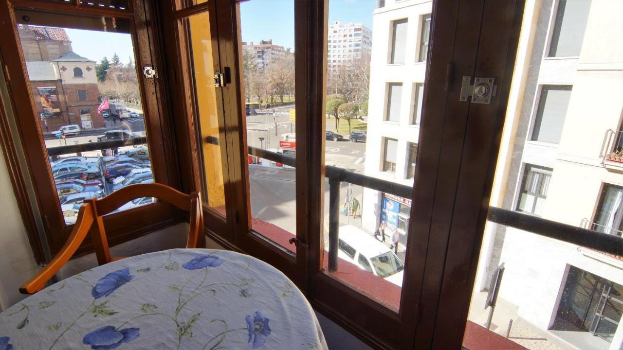 Pension Sandoval León Exterior foto