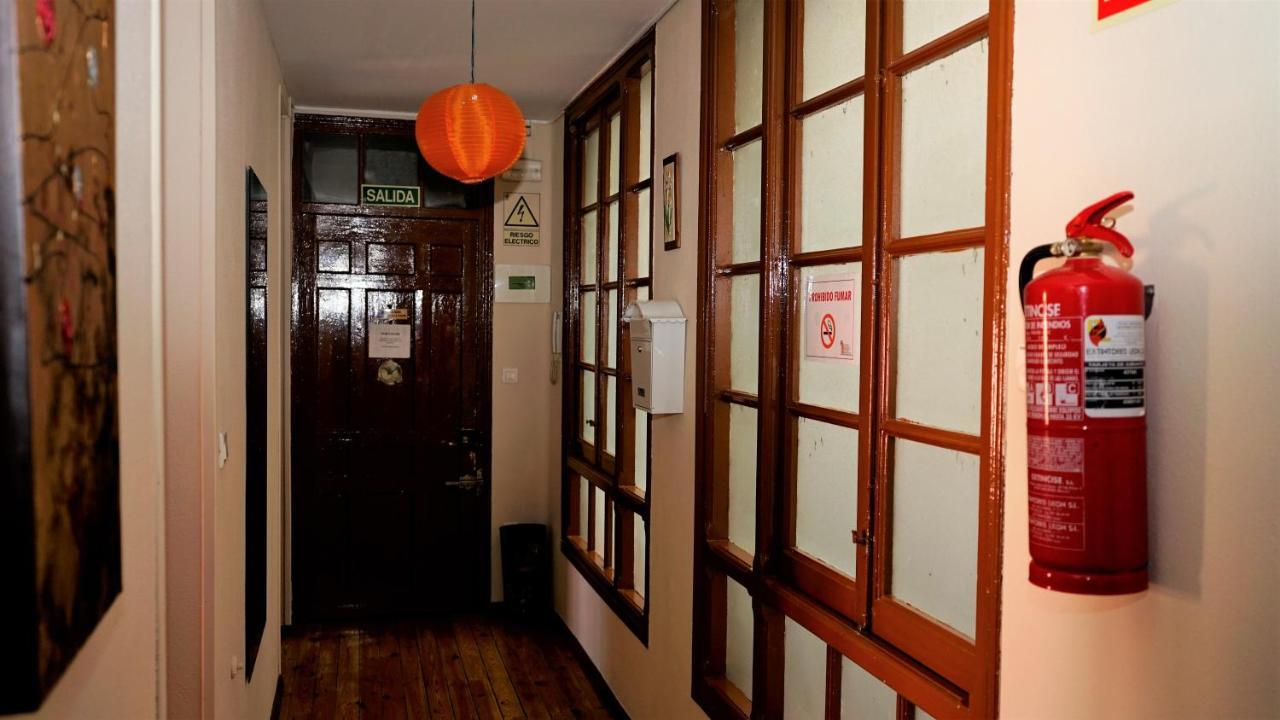 Pension Sandoval León Exterior foto