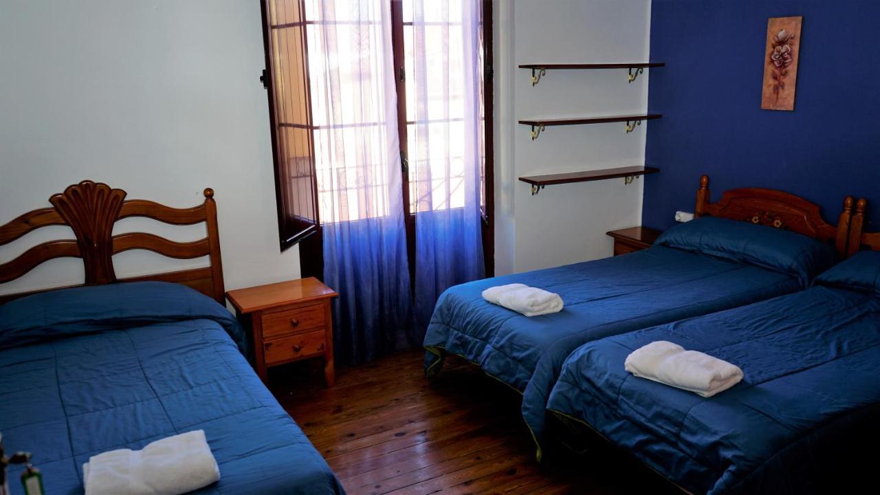Pension Sandoval León Exterior foto