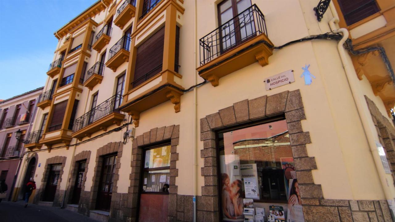 Pension Sandoval León Exterior foto